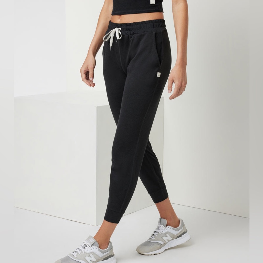 Vuori Performance Jogger Black Small/Regular Length